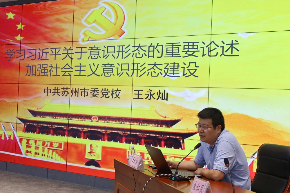 70a2528b-13d1-4d14-b9aa-1cbbe9d7df13.jpg