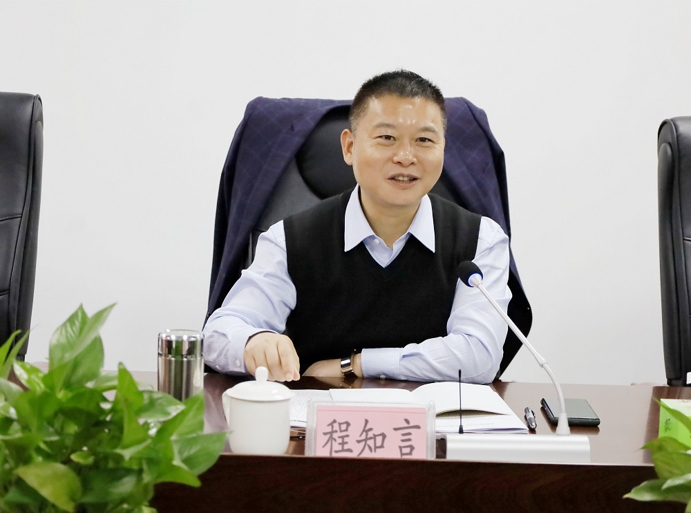 四队2.jpg